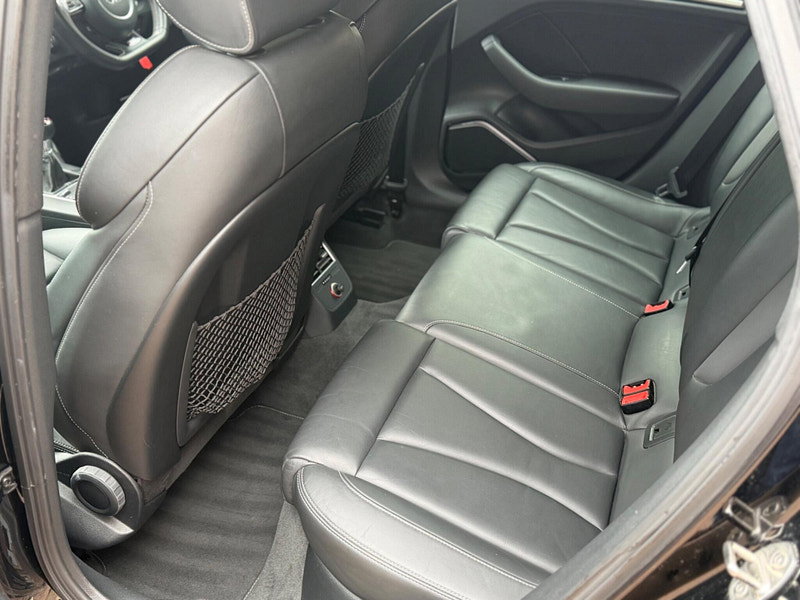 Audi S3 2.0 TFSI Sportback quattro Euro 6 (s/s) 5dr (Nav)