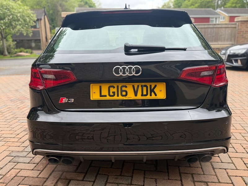 Audi S3 2.0 TFSI Sportback quattro Euro 6 (s/s) 5dr (Nav)