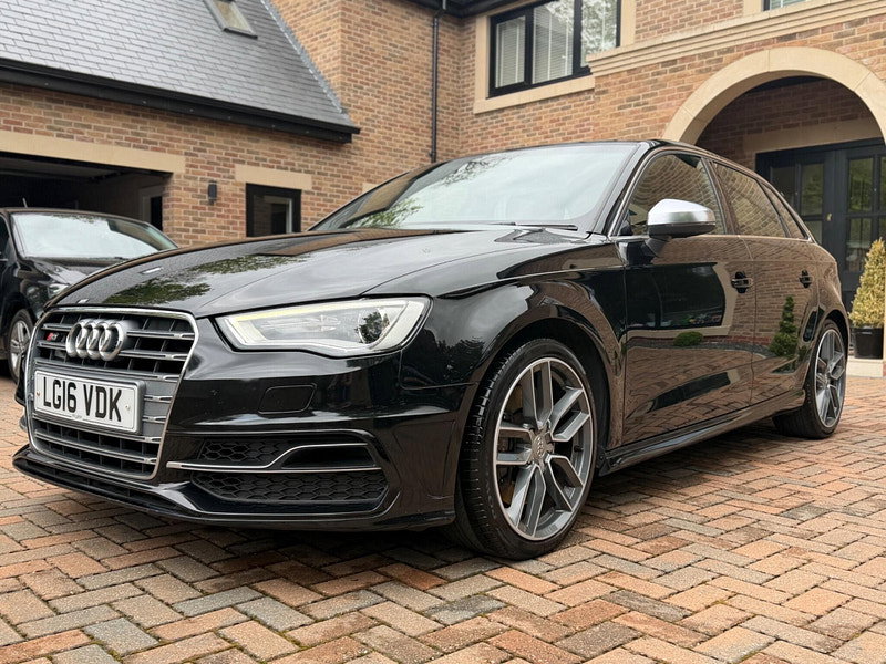 Audi S3 2.0 TFSI Sportback quattro Euro 6 (s/s) 5dr (Nav)