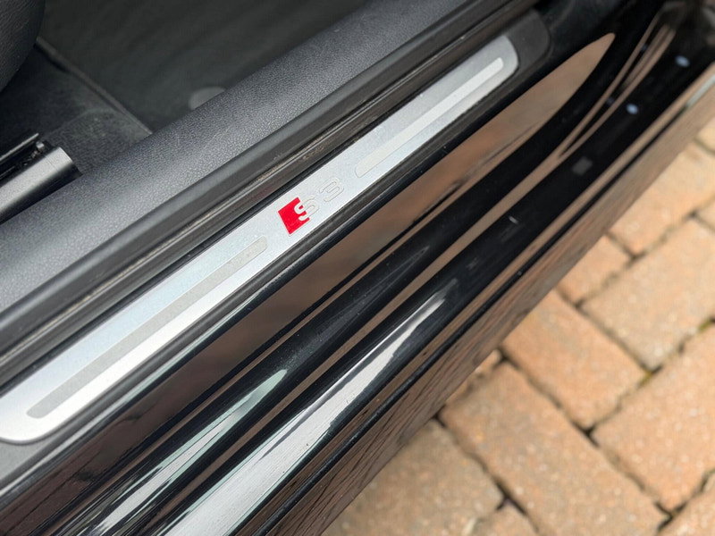 Audi S3 2.0 TFSI Sportback quattro Euro 6 (s/s) 5dr (Nav)