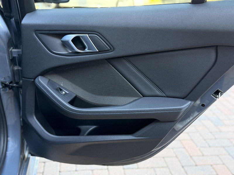 BMW 1 Series 1.5 118i M Sport (LCP) DCT Euro 6 (s/s) 5dr