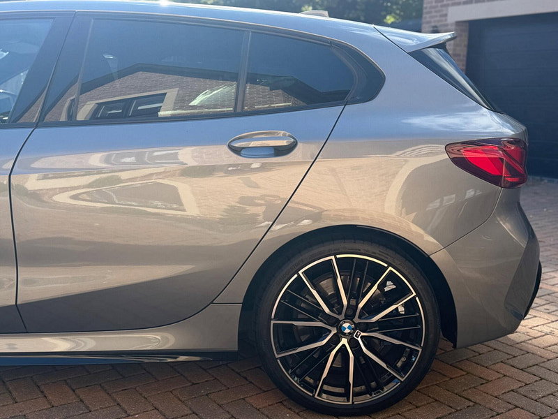 BMW 1 Series 2.0 M135i Auto xDrive Euro 6 (s/s) 5dr