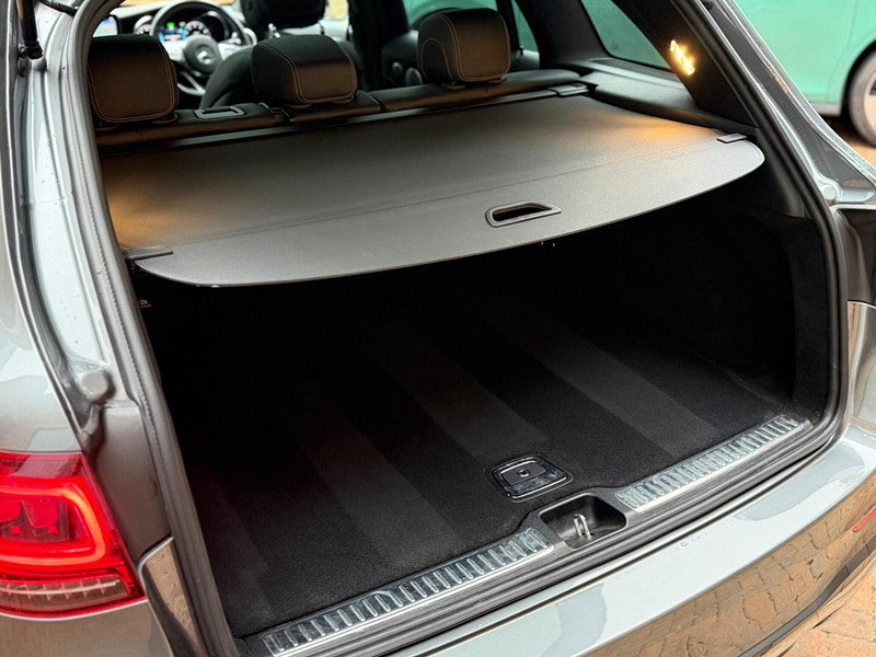Mercedes-Benz GLC 2.0 GLC300 MHEV AMG Line (Premium Plus) G-Tronic+ 4MATIC Euro 6 (s/s) 5dr