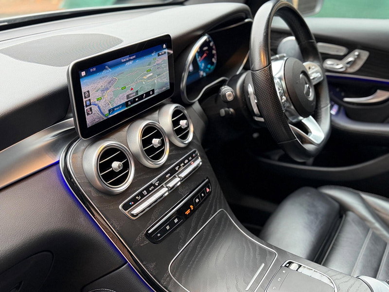 Mercedes-Benz GLC 2.0 GLC300 MHEV AMG Line (Premium Plus) G-Tronic+ 4MATIC Euro 6 (s/s) 5dr