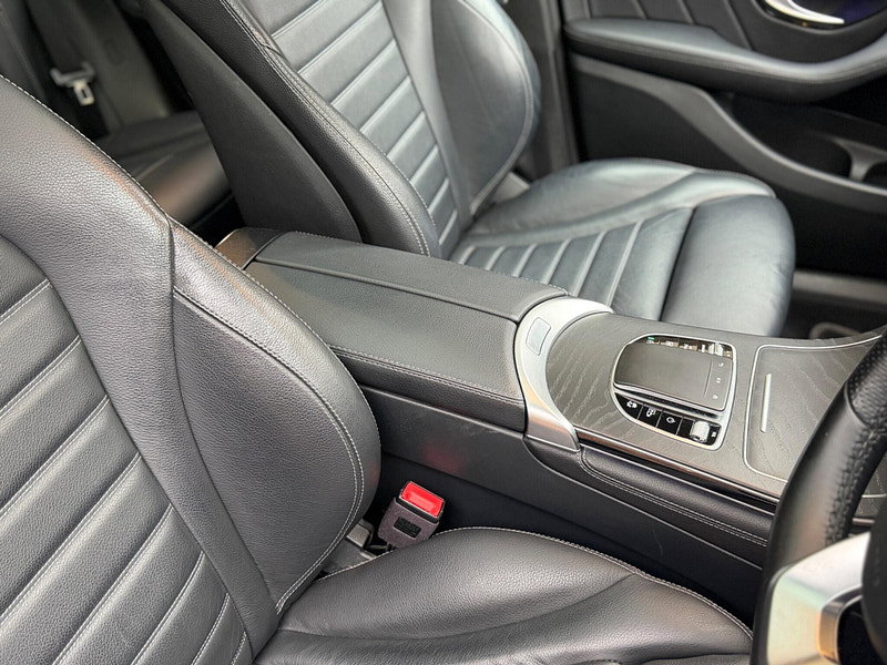 Mercedes-Benz GLC 2.0 GLC300 MHEV AMG Line (Premium Plus) G-Tronic+ 4MATIC Euro 6 (s/s) 5dr