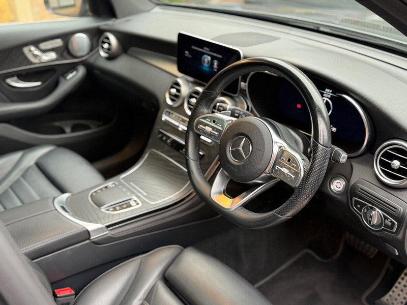 Mercedes-Benz GLC 2.0 GLC300 MHEV AMG Line (Premium Plus) G-Tronic+ 4MATIC Euro 6 (s/s) 5dr