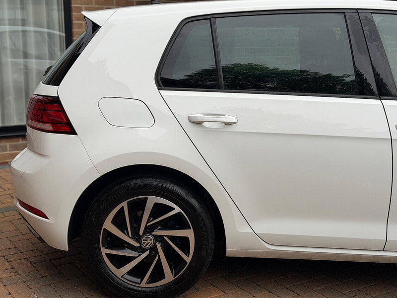 Volkswagen Golf 1.5 TSI EVO Match Edition Euro 6 (s/s) 5dr