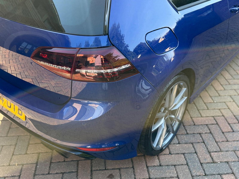 Volkswagen Golf 2.0 TSI BlueMotion Tech R Hatchback 3dr Petrol DSG 4Motion Euro 6 (s/s) (300 ps)