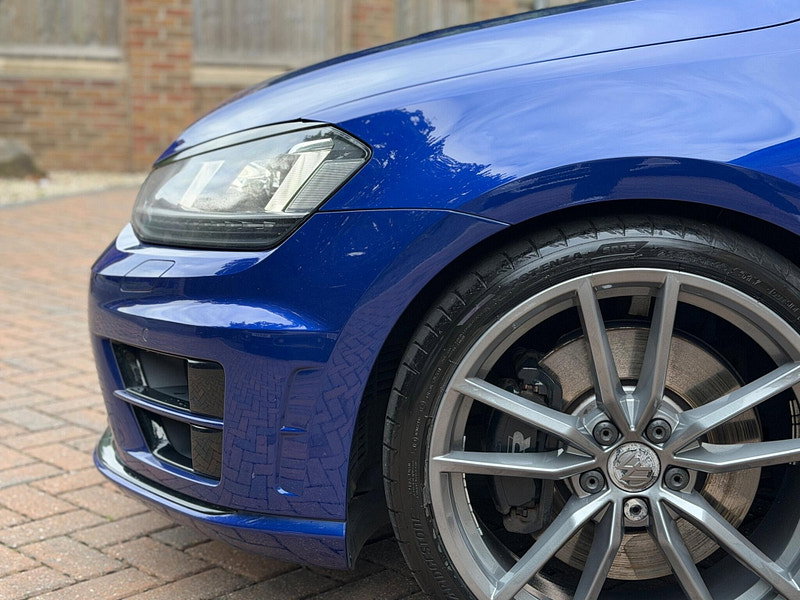 Volkswagen Golf 2.0 TSI BlueMotion Tech R Hatchback 3dr Petrol DSG 4Motion Euro 6 (s/s) (300 ps)
