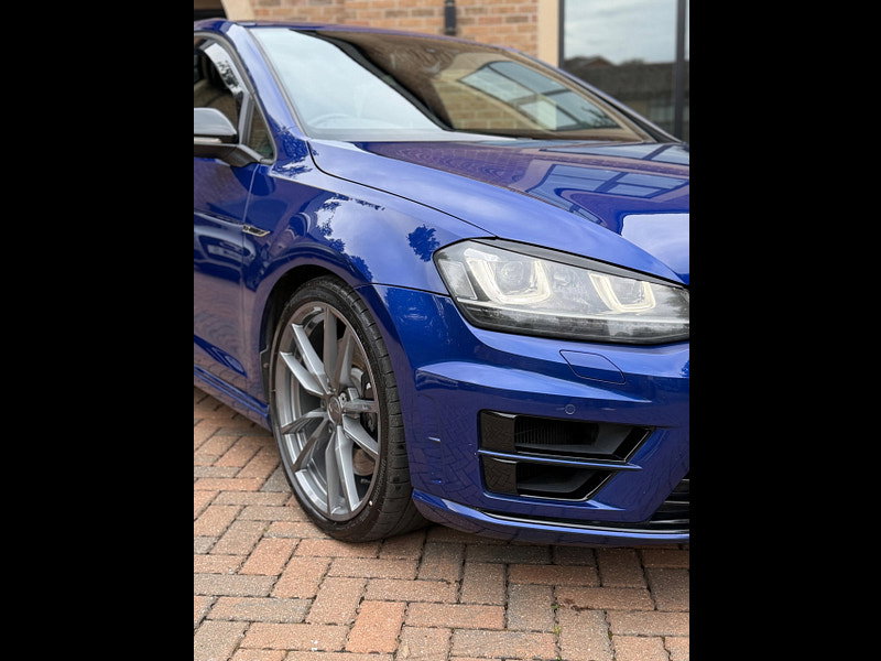 Volkswagen Golf 2.0 TSI BlueMotion Tech R Hatchback 3dr Petrol DSG 4Motion Euro 6 (s/s) (300 ps)