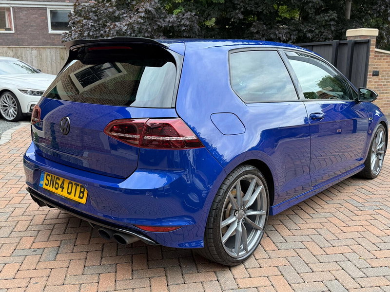 Volkswagen Golf 2.0 TSI BlueMotion Tech R Hatchback 3dr Petrol DSG 4Motion Euro 6 (s/s) (300 ps)