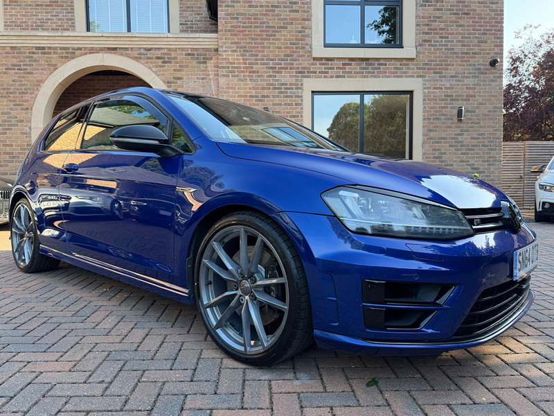 Volkswagen Golf 2.0 TSI BlueMotion Tech R Hatchback 3dr Petrol DSG 4Motion Euro 6 (s/s) (300 ps)