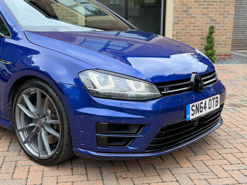 Volkswagen Golf 2.0 TSI BlueMotion Tech R Hatchback 3dr Petrol DSG 4Motion Euro 6 (s/s) (300 ps)