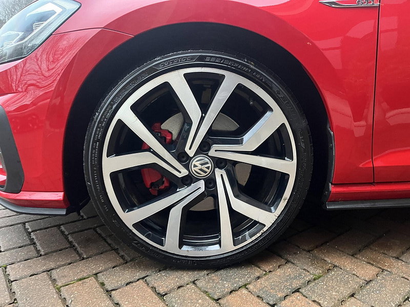 Volkswagen Golf 2.0 TSI GTI Euro 6 (s/s) 3dr