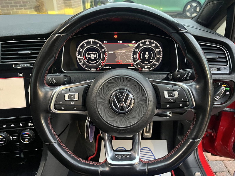 Volkswagen Golf 2.0 TSI GTI Euro 6 (s/s) 3dr