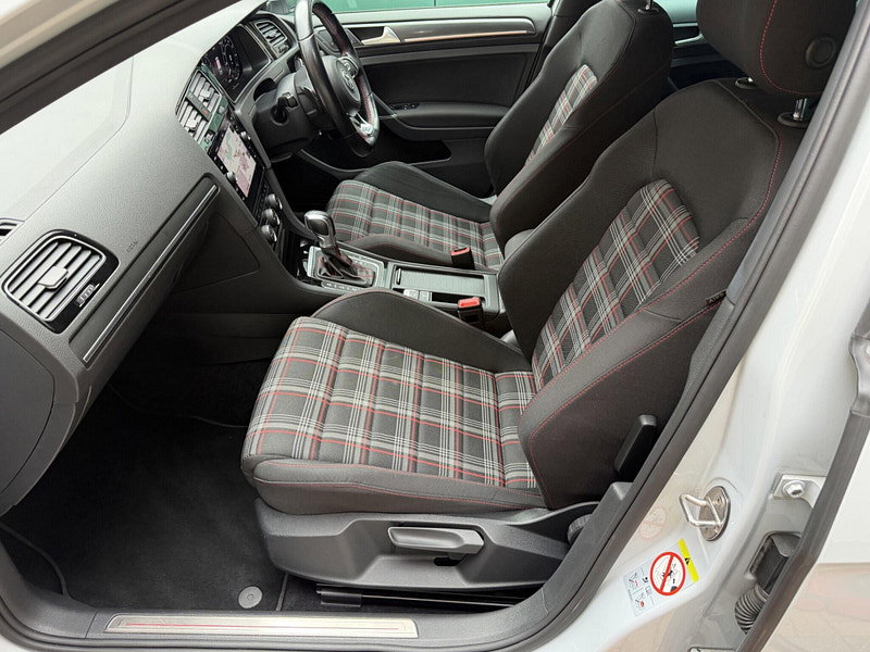 Volkswagen Golf 2.0 TSI GTI Performance DSG Euro 6 (s/s) 5dr