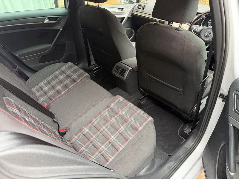 Volkswagen Golf 2.0 TSI GTI Performance DSG Euro 6 (s/s) 5dr