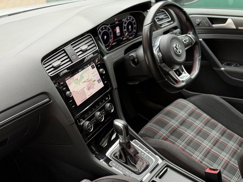 Volkswagen Golf 2.0 TSI GTI Performance DSG Euro 6 (s/s) 5dr