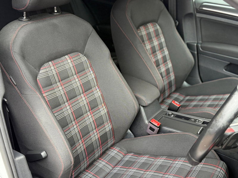 Volkswagen Golf 2.0 TSI GTI Performance DSG Euro 6 (s/s) 5dr