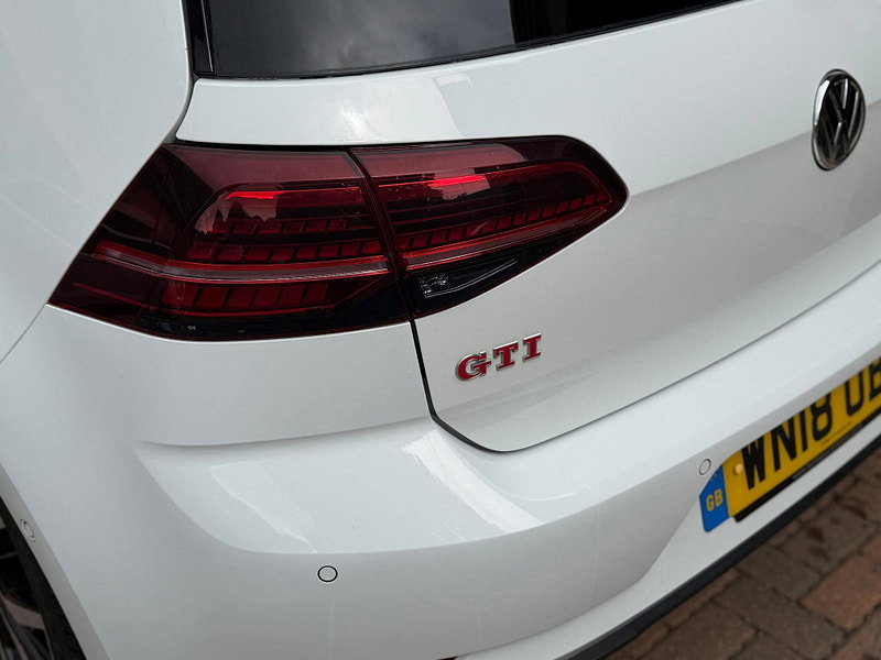 Volkswagen Golf 2.0 TSI GTI Performance DSG Euro 6 (s/s) 5dr