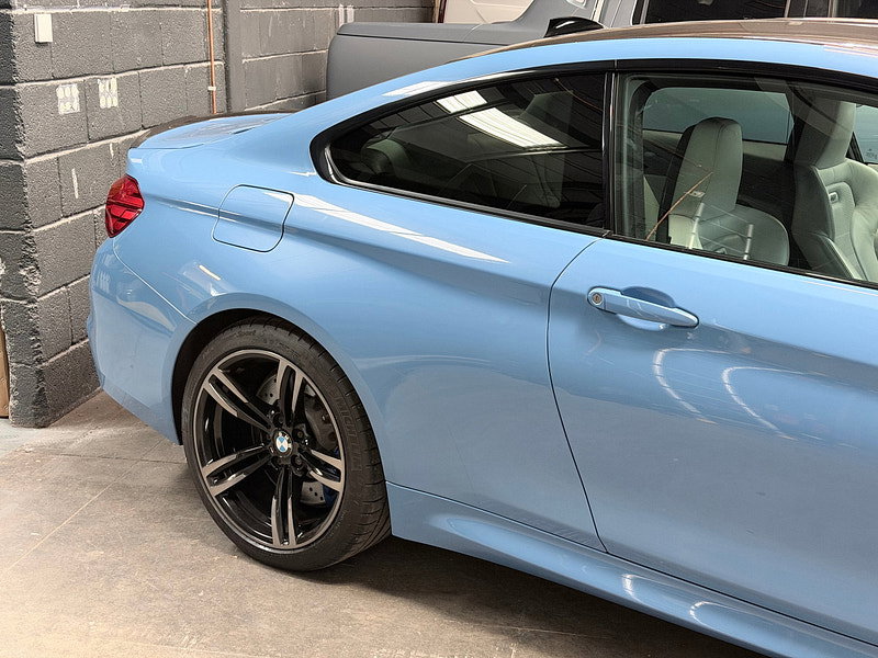 BMW M4 3.0 BiTurbo Coupe 2dr Petrol DCT Euro 6 (s/s) (431 ps)