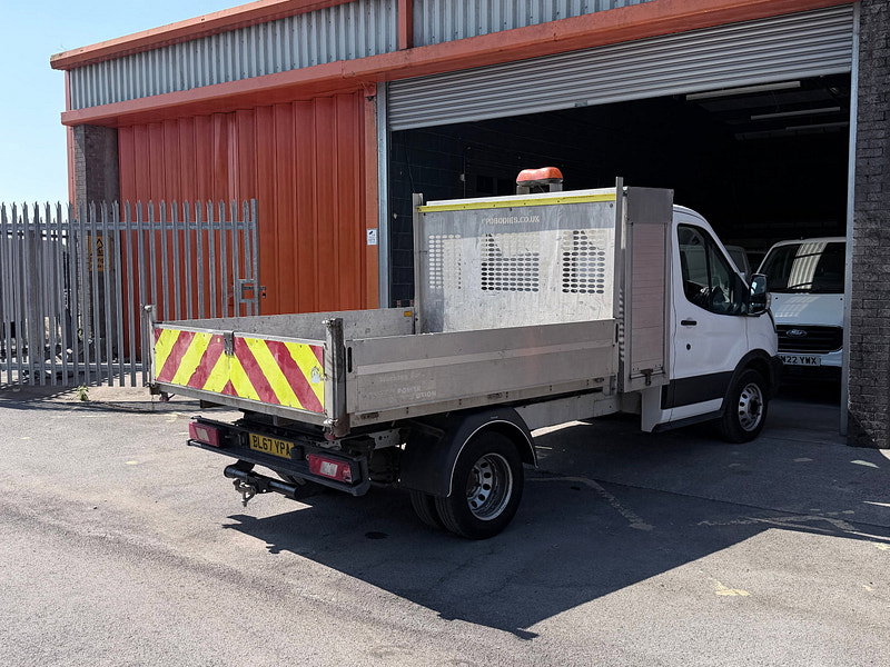 Ford Transit 2.0 350 EcoBlue Chassis Cab 2dr Diesel Manual RWD L2 H1 Euro 6 (DRW) (130 ps)