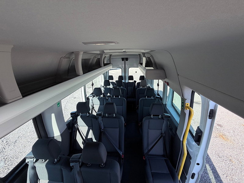 Ford Transit 2.0 460 EcoBlue Trend Minibus Double Cab 5dr Diesel Manual RWD L4 H3 Euro 6 (s/s) (17 Seat, DRW) (130 ps)