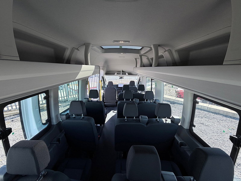 Ford Transit 2.0 460 EcoBlue Trend Minibus Double Cab 5dr Diesel Manual RWD L4 H3 Euro 6 (s/s) (17 Seat, DRW) (130 ps)