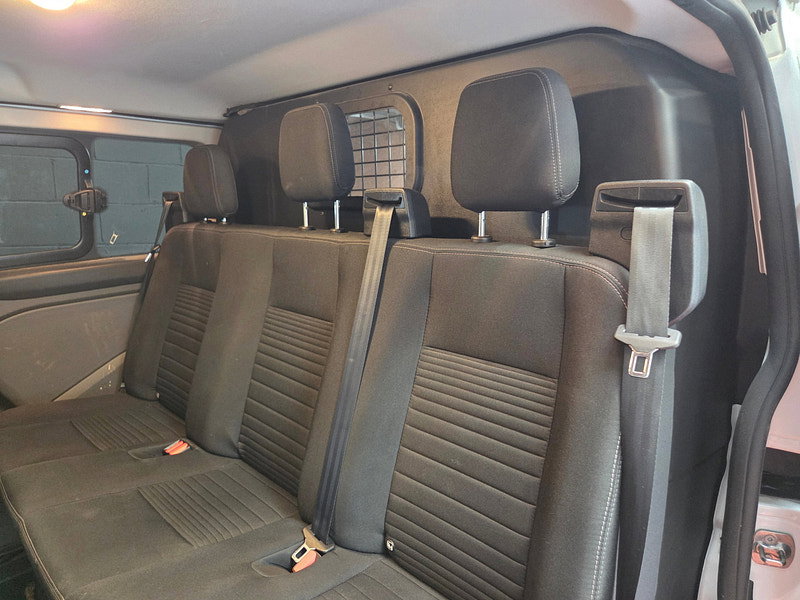 Ford Transit Custom 2.0 300 EcoBlue Limited Crew Van Double Cab 5dr Diesel Manual L2 H1 Euro 6 (s/s) (130 ps)