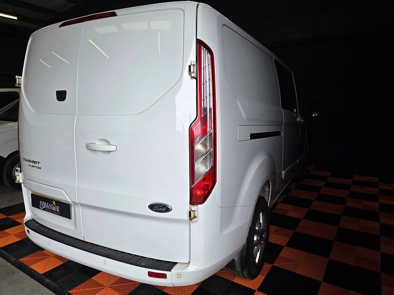 Ford Transit Custom 2.0 300 EcoBlue Limited Crew Van Double Cab 5dr Diesel Manual L2 H1 Euro 6 (s/s) (130 ps)