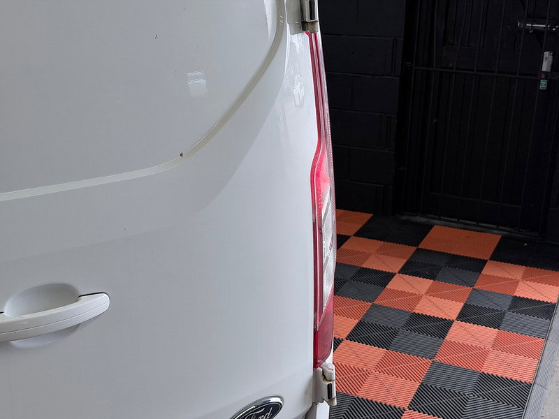 Ford Transit Custom 2.0 300 EcoBlue Limited Panel Van 5dr Diesel Manual L1 H1 Euro 6 (s/s) (130 ps)