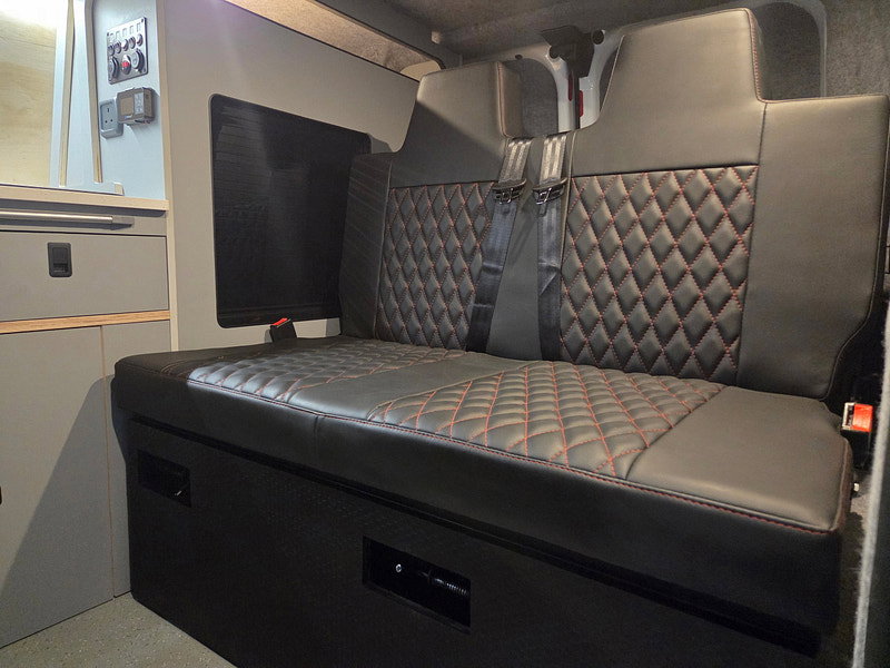 Ford Transit Custom 2.0 300 Vanology Camper Van