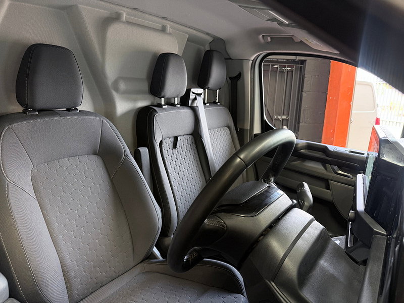 Ford Transit Custom 2.0 320 EcoBlue Limited Panel Van 5dr Diesel Manual L1 H1 Euro 6 (s/s) (136 ps)