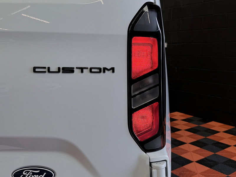 Ford Transit Custom 2.0 320 EcoBlue Limited Panel Van 5dr Diesel Manual L1 H1 Euro 6 (s/s) (136 ps)