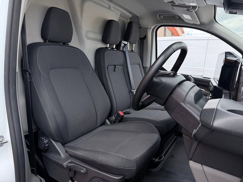 Ford Transit Custom 2.0 320 EcoBlue Limited Panel Van 5dr Diesel Manual L1 H1 Euro 6 (s/s) (136 ps)
