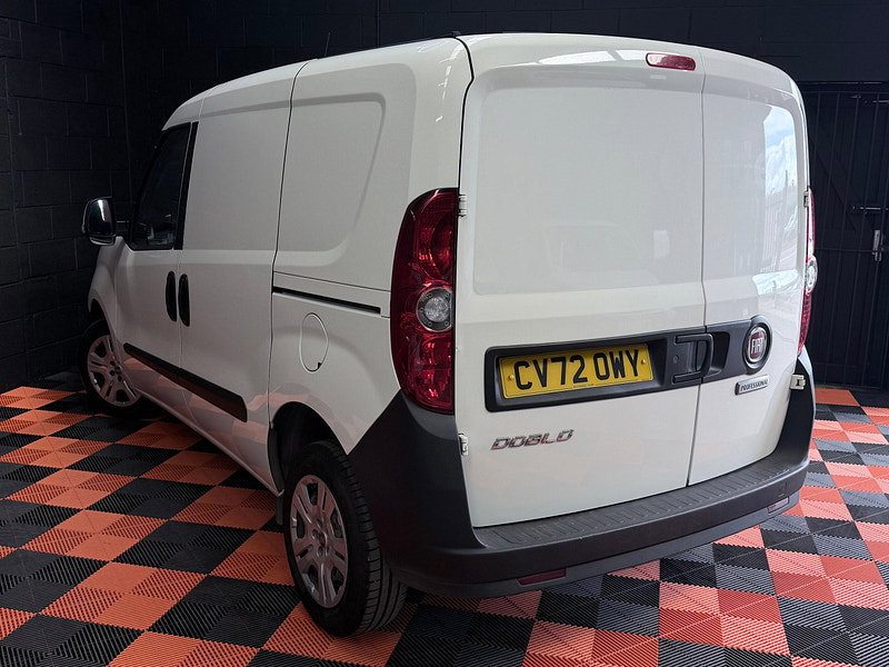 Fiat Doblo 1.6 MultijetII Tecnico Panel Van 4dr Diesel Manual L1 H1 Euro 6 (s/s) (90 bhp)
