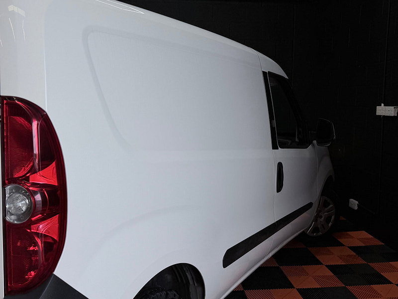 Fiat Doblo 1.6 MultijetII Tecnico Panel Van 4dr Diesel Manual L1 H1 Euro 6 (s/s) (90 bhp)