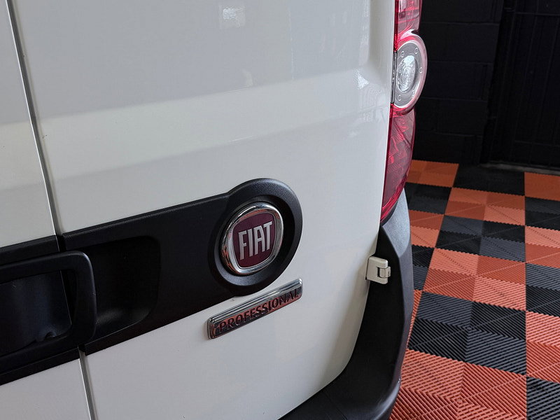 Fiat Doblo 1.6 MultijetII Tecnico Panel Van 4dr Diesel Manual L1 H1 Euro 6 (s/s) (90 bhp)