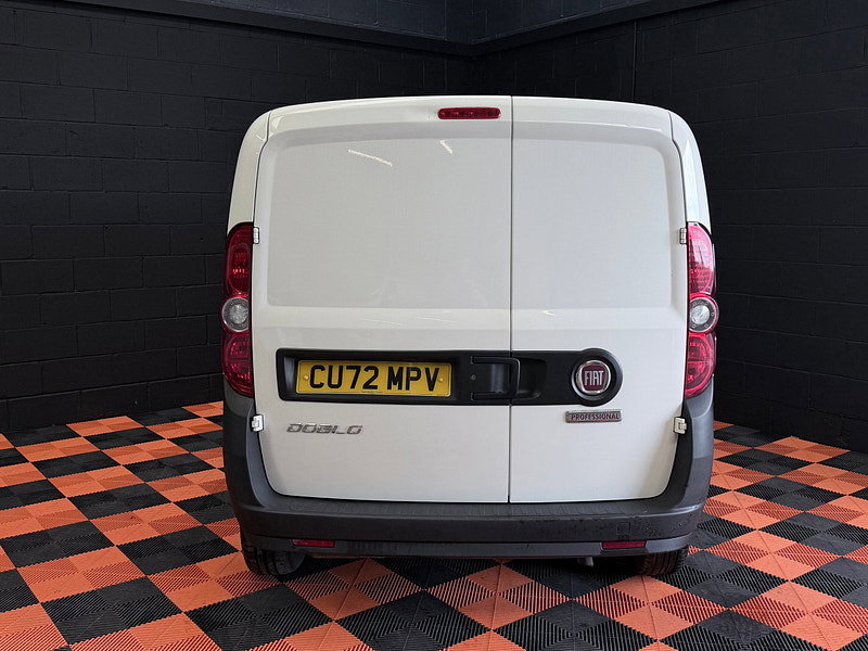 Fiat Doblo 1.6 MultijetII Tecnico Panel Van 4dr Diesel Manual L1 H1 Euro 6 (s/s) (90 bhp)