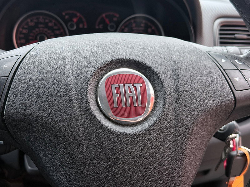 Fiat Doblo 1.6 MultijetII Tecnico Panel Van 4dr Diesel Manual L1 H1 Euro 6 (s/s) (90 bhp)