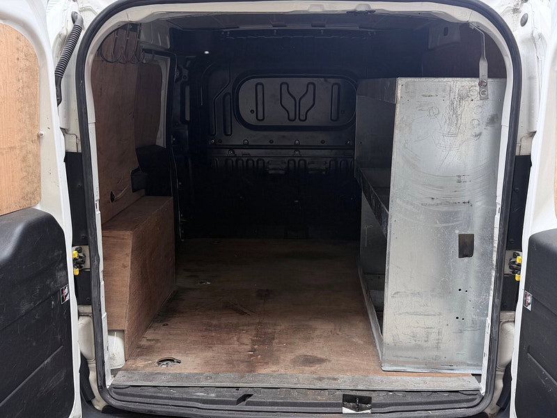 Fiat Doblo 1.6 MultijetII Tecnico Panel Van 4dr Diesel Manual L1 H1 Euro 6 (s/s) (90 bhp)