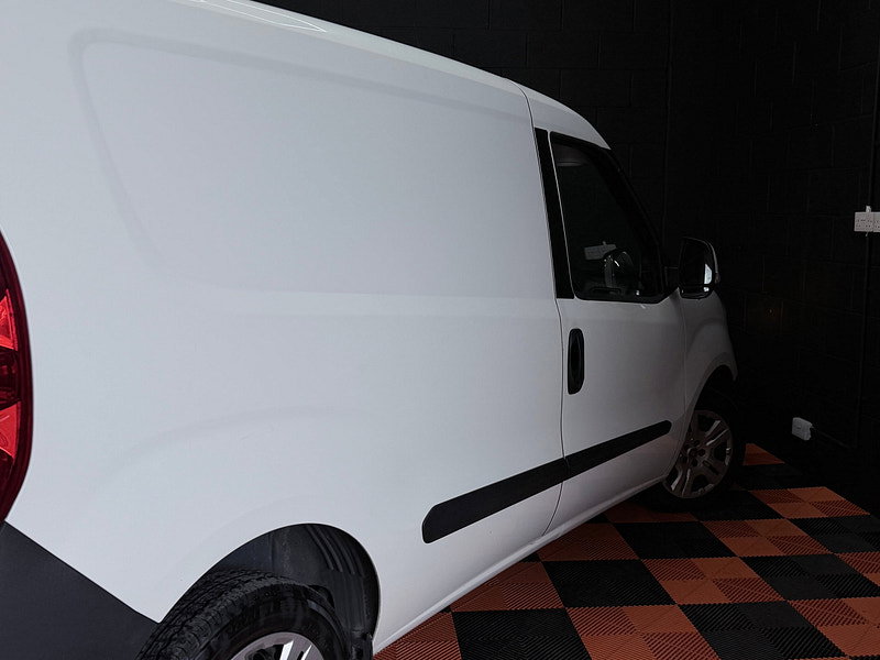 Fiat Doblo 1.6 MultijetII Tecnico Panel Van 4dr Diesel Manual L1 H1 Euro 6 (s/s) (90 bhp)