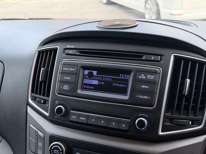 Hyundai I800 2.5 CRDi SE MPV 5dr Diesel Auto Euro 6 (170 ps)