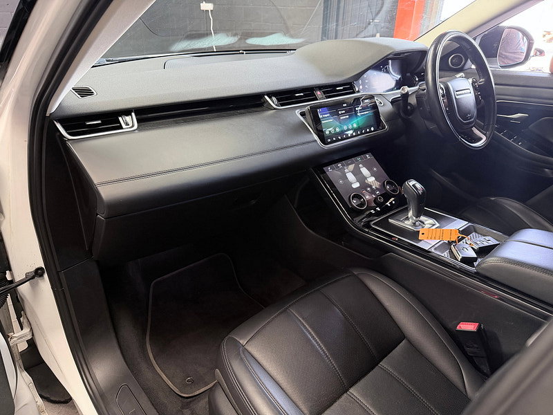 Land Rover Range Rover Evoque 1.5 P300e 12.2kWh HSE SUV 5dr Petrol Plug-in Hybrid Auto 4WD Euro 6 (s/s) (309 ps)