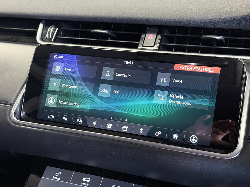 Land Rover Range Rover Evoque 1.5 P300e 12.2kWh HSE SUV 5dr Petrol Plug-in Hybrid Auto 4WD Euro 6 (s/s) (309 ps)