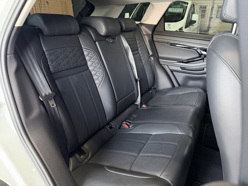 Land Rover Range Rover Evoque 1.5 P300e 12.2kWh HSE SUV 5dr Petrol Plug-in Hybrid Auto 4WD Euro 6 (s/s) (309 ps)