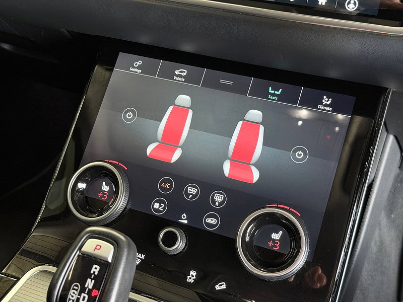 Land Rover Range Rover Evoque 1.5 P300e 12.2kWh HSE SUV 5dr Petrol Plug-in Hybrid Auto 4WD Euro 6 (s/s) (309 ps)