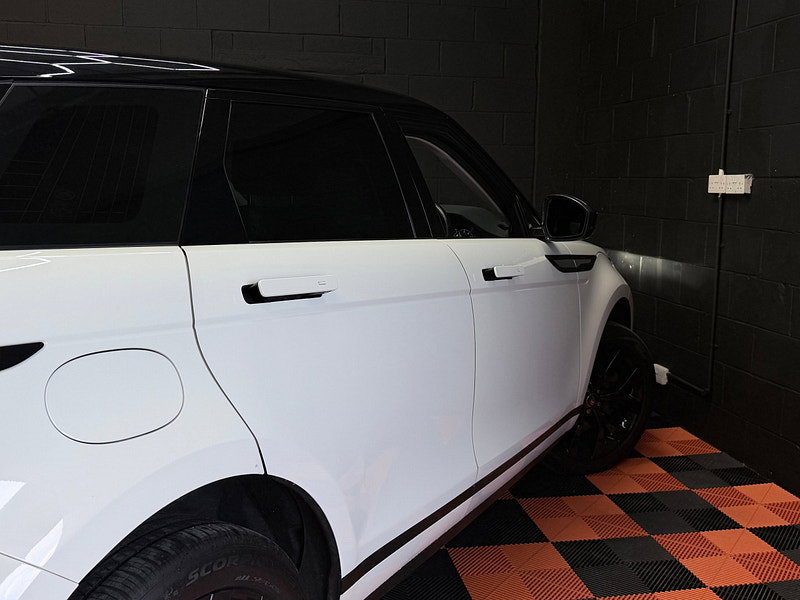 Land Rover Range Rover Evoque 1.5 P300e 12.2kWh HSE SUV 5dr Petrol Plug-in Hybrid Auto 4WD Euro 6 (s/s) (309 ps)