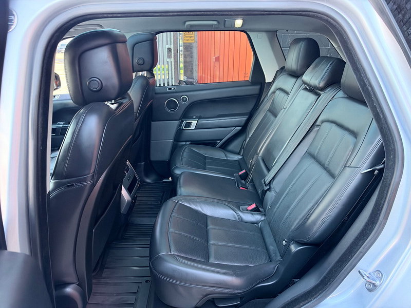 Land Rover Range Rover Sport 3.0 SD V6 HSE Dynamic SUV 5dr Diesel Auto 4WD Euro 6 (s/s) (306 ps)