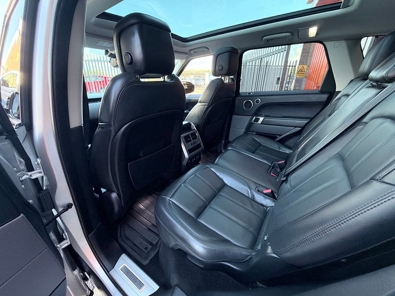 Land Rover Range Rover Sport 3.0 SD V6 HSE Dynamic SUV 5dr Diesel Auto 4WD Euro 6 (s/s) (306 ps)